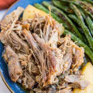 Instant Pot Pulled Pork and Apples