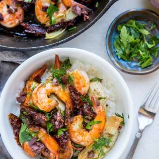 Mediterranean Shrimp Skillet