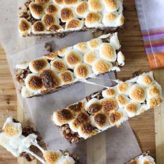S’mores Krispies Bars and a Sweet S’more’s Recipe Round-Up