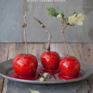 Bloody Caramel Apples