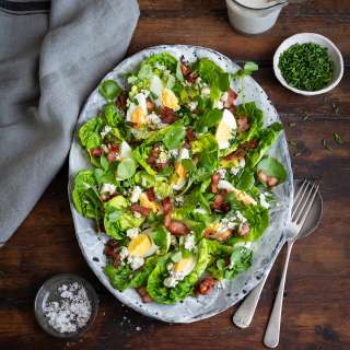 Bacon & egg salad with blue cheese