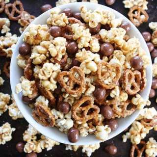 Peanut Butter Pretzel Popcorn