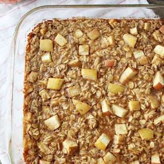 Baked Peanut Butter Apple Oatmeal