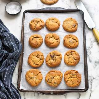 Air fryer chocolate chip cookies