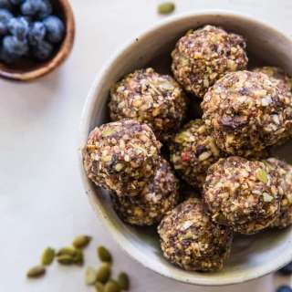 Superfood Blueberry and Dark Chocolate Energy Balls