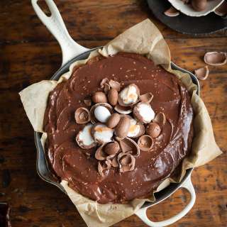 Rum & raisin fudge brownies