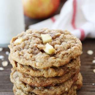 Peanut Butter Apple Oatmeal Cookies