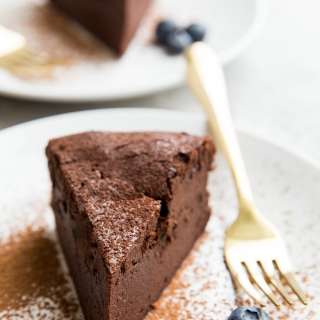 Flourless Keto Chocolate Cake