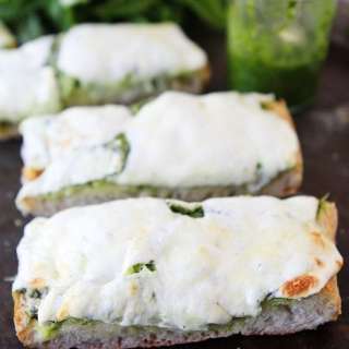 Pesto Cheese Bread