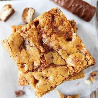 Twix Caramel Cookie Bars