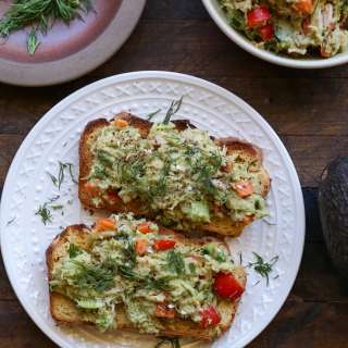 Cucumber Dill Avocado Tuna Salad