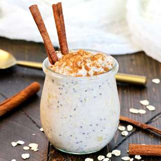 Cinnamon Roll Overnight Oats