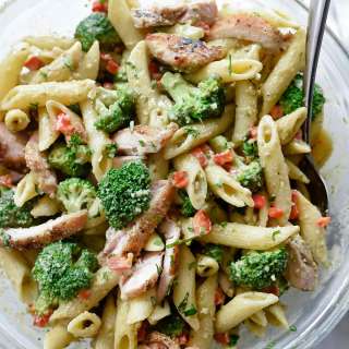 Creamy Chicken Pesto Penne with Broccoli