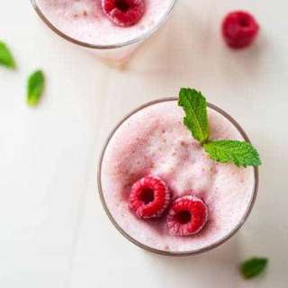 Frosted Raspberry Lemonade with Peaches {High Protein}