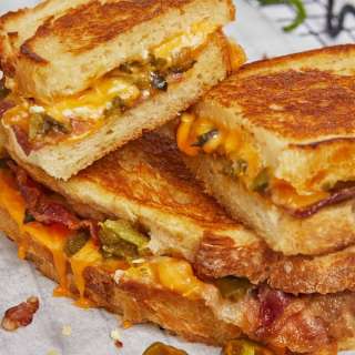 Jalapeño Popper Grilled Cheese