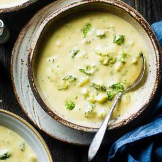 Vegan Broccoli Cheese Soup