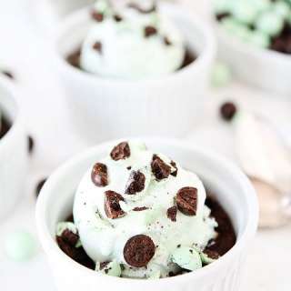 Deep Dish Chocolate Mint Chip Cookies