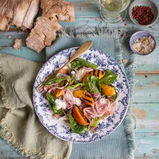 Jamie Oliver's grilled nectarine salad with mozzarella & prosciutto