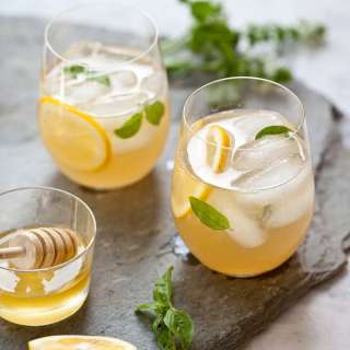 Whiskey Lemonade Recipe with Honey Simple Syrup
