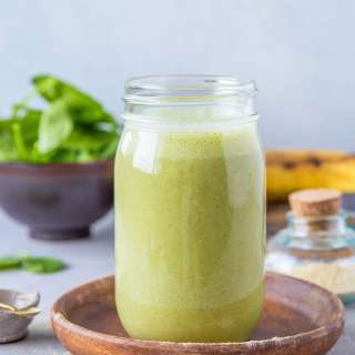 Green Adaptogen Protein Smoothie