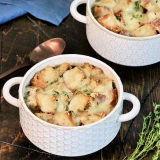 The Best Healthy French Onion Soup