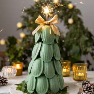 Chocolate-coated Vanilla Madeleine Christmas Tree