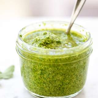 How to Make Arugula Pesto