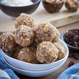 Oatmeal Cookie Energy Bites