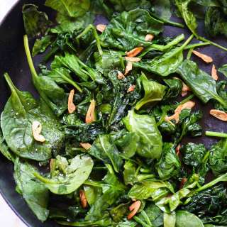 Sautéed Spinach with Garlic