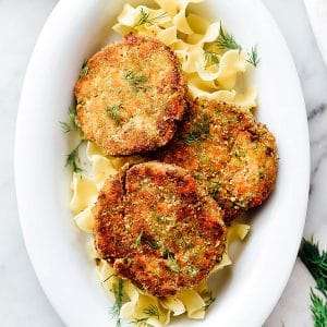 Salmon Cakes with Roasted Red Pepper Cream Sauce