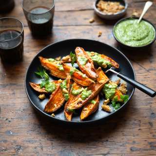 Roasted sweet potato with parsley & walnut pesto