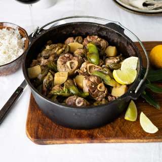 Lamb waterblommetjie potjie