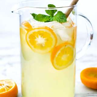 How to Make THE BEST Lemonade