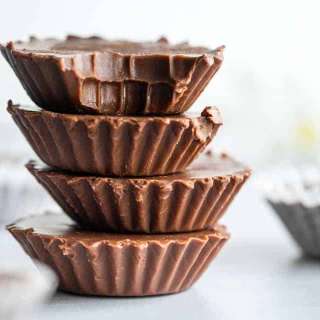 No-Bake Keto Chocolate-Peanut Butter Fat Bombs