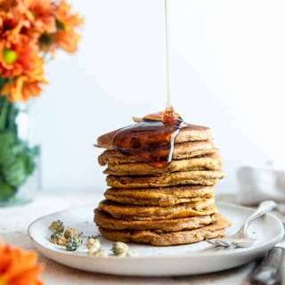 Whole Wheat Healthy Pumpkin Pancakes