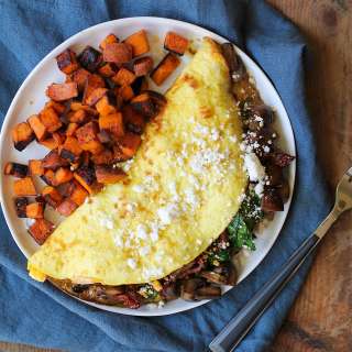 Spinach, Mushroom, and Sun-Dried Tomato Omega-3 Omelette