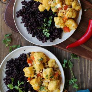 6-Ingredient 30-Minute Yellow Curry