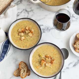 Creamy broccoli and Cheddar soup
