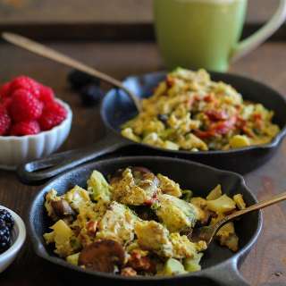 Broccoli, Mushroom, and Sun-Dried Tomato Scramble