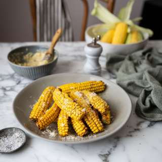 Cacio e Pepe air fryer corn ribs