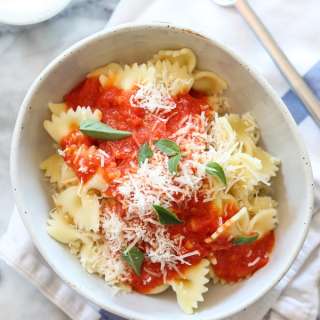 Easy Tomato Pasta Sauce Recipe