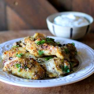 Easy 3-Ingredient Chicken Wings with Herbs and Honey