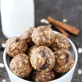 No-Bake Oatmeal Raisin Cookie Energy Bites