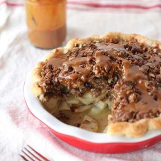 Pioneeer Woman's Caramel Apple Pie