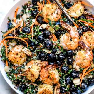 Kale and Quinoa Salad with Shrimp