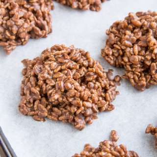5-Ingredient Chocolate Peanut Butter No Bake Cookies