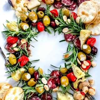How to Make an Antipasto Christmas Wreath Appetizer