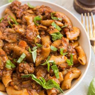 Rigatoni Pasta with Bolognese Sauce