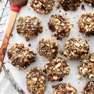 4-Ingredient Pretzel Turtles