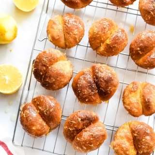 Sweet and Sticky Glazed Lemon Buns